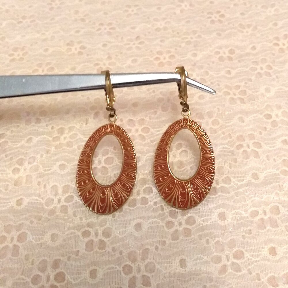 Vintage Red Gold Art Deco Gold Tone Large Oval Dangle Drop Earrings